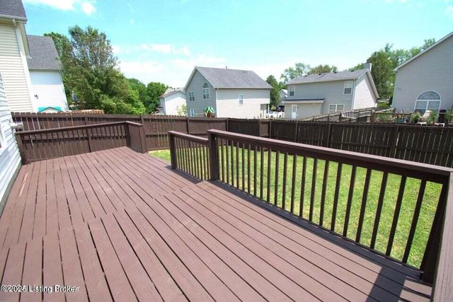 4221 Willowview Blvd, Louisville, KY 40299