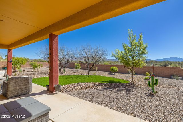 9350 E Still Springs Place, Vail, AZ 85641