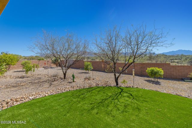 9350 E Still Springs Place, Vail, AZ 85641