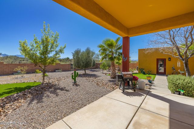 9350 E Still Springs Place, Vail, AZ 85641