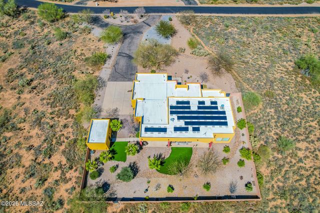 9350 E Still Springs Place, Vail, AZ 85641