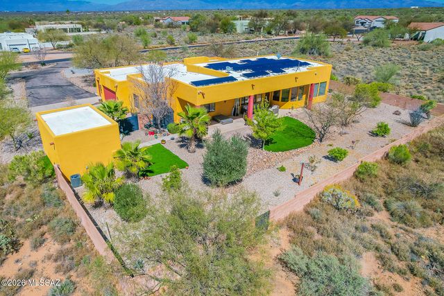 9350 E Still Springs Place, Vail, AZ 85641