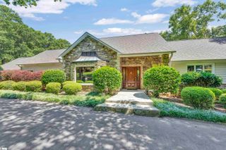 15 Darien Way, Greenville, SC 29615