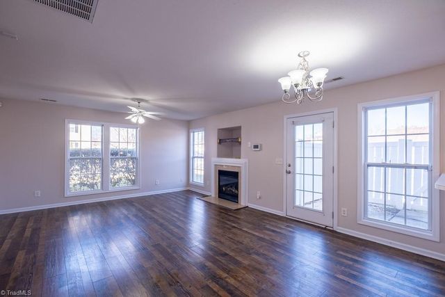 101 Williams Way, Kernersville, NC 27284