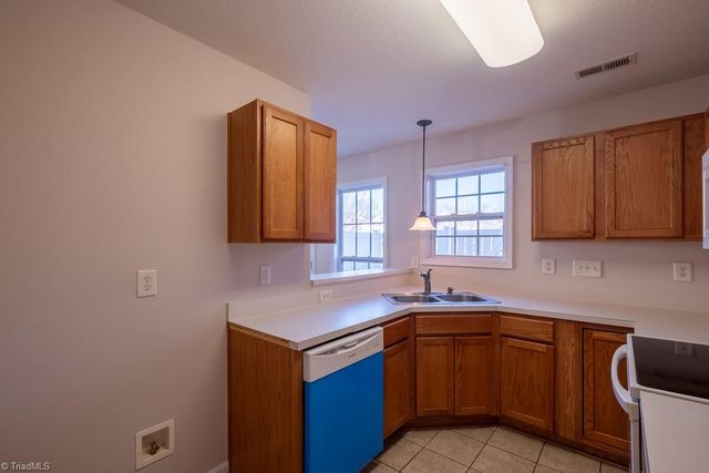 101 Williams Way, Kernersville, NC 27284