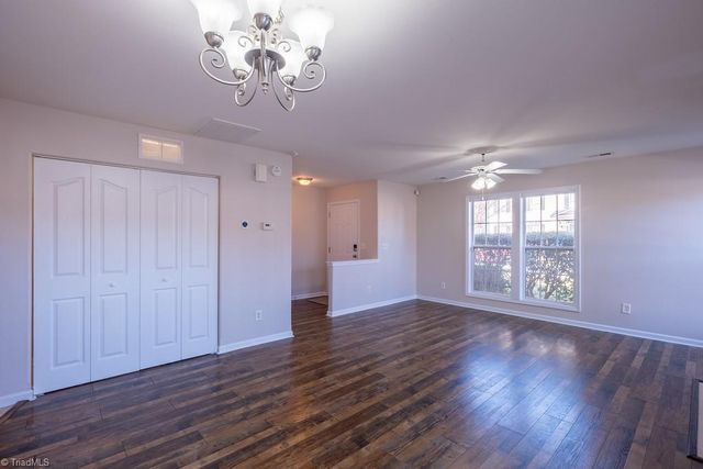 101 Williams Way, Kernersville, NC 27284