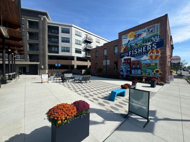 11289 Tufton Street, Fishers, IN 46038