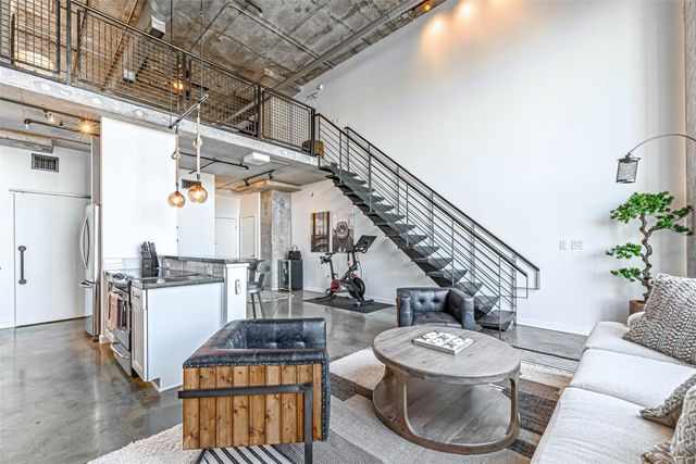 2000 Bagby St 5406, Houston, TX 77002
