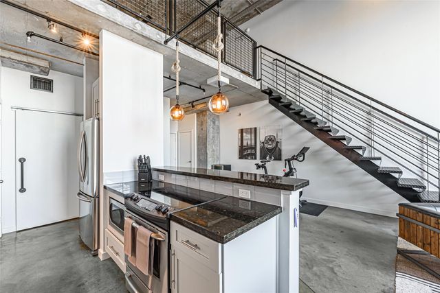 2000 Bagby St 5406, Houston, TX 77002