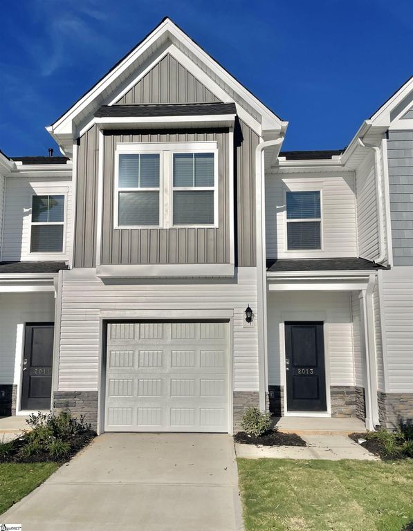 2037 Hillman Way, Roebuck, SC 29376