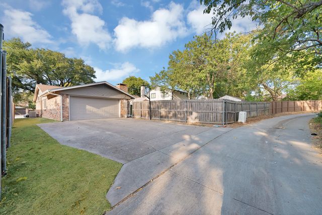 5 Merrie Circle, Richardson, TX 75081