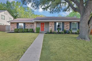 5 Merrie Circle, Richardson, TX 75081