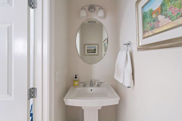 35 Rutherford Ave 1, Boston, MA 02129