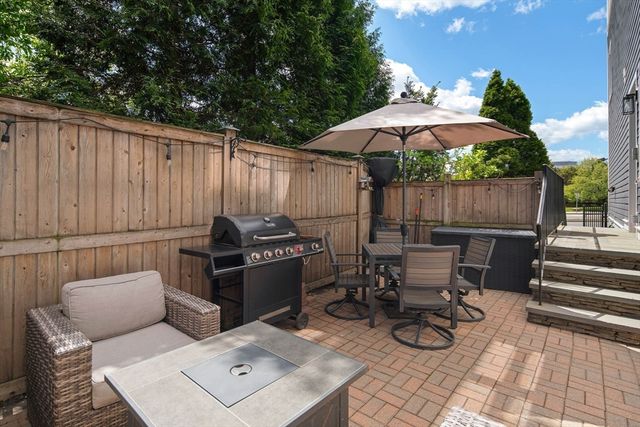 35 Rutherford Ave 1, Boston, MA 02129