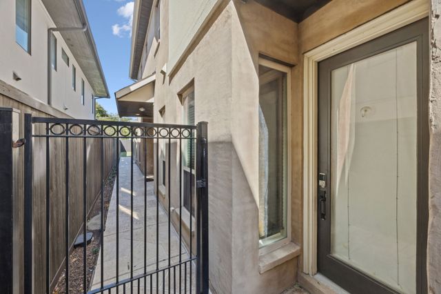 5147 Vickery Boulevard 1, Dallas, TX 75206