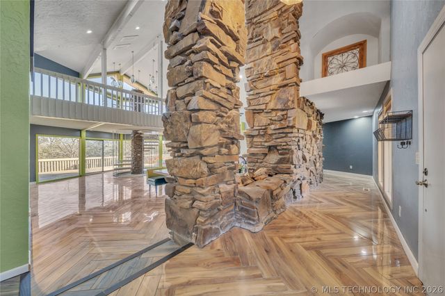 2229 N Cocomo Loop, Mannford, OK 74044