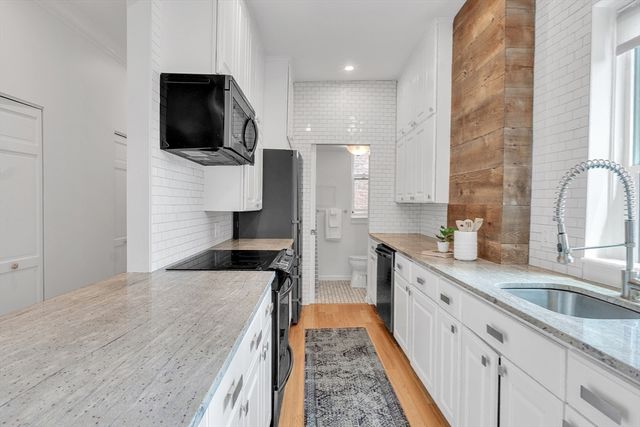 17 Cazenove St 404B, Boston, MA 02116