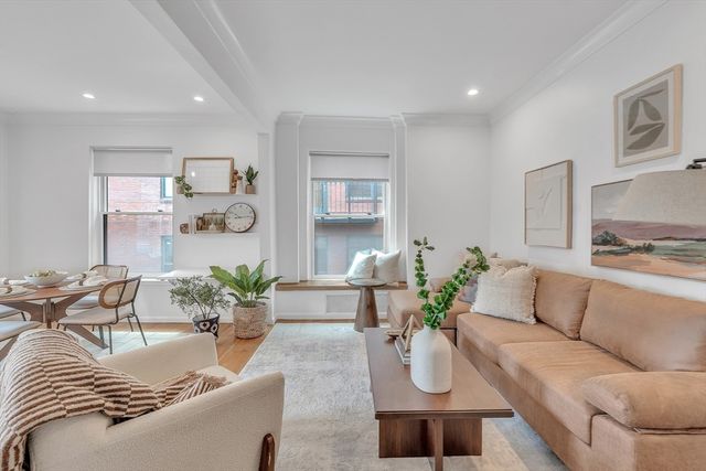 17 Cazenove St 404B, Boston, MA 02116