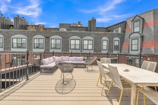 17 Cazenove St 404B, Boston, MA 02116