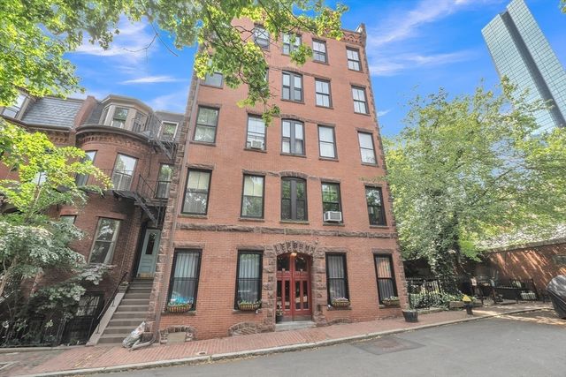 17 Cazenove St 404B, Boston, MA 02116