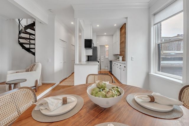 17 Cazenove St 404B, Boston, MA 02116