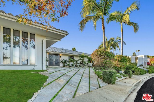 2177 Summitridge Drive, Beverly Hills, CA 90210