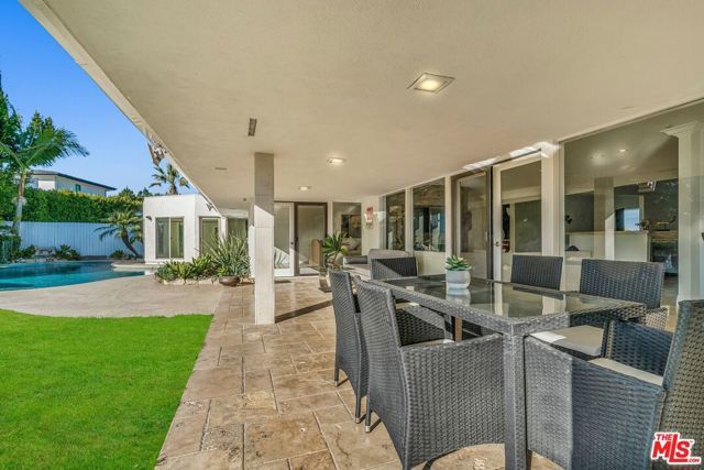 2177 Summitridge Drive, Beverly Hills, CA 90210