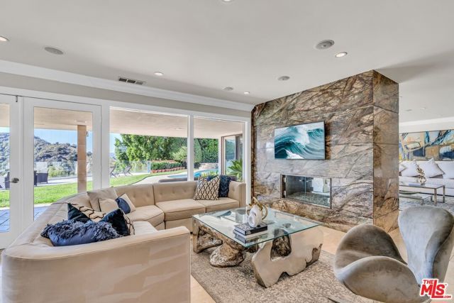 2177 Summitridge Drive, Beverly Hills, CA 90210