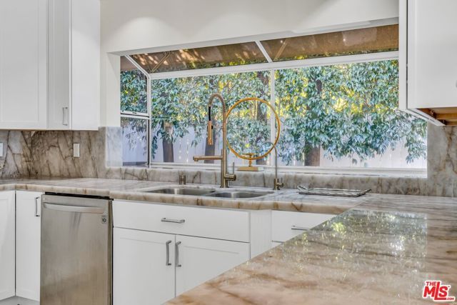 2177 Summitridge Drive, Beverly Hills, CA 90210