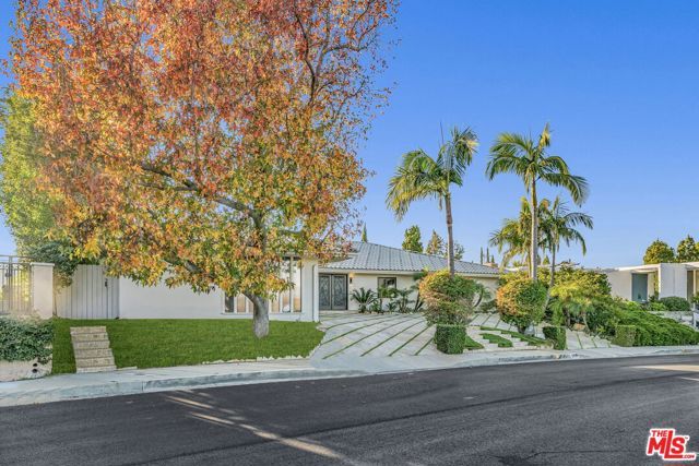 2177 Summitridge Drive, Beverly Hills, CA 90210