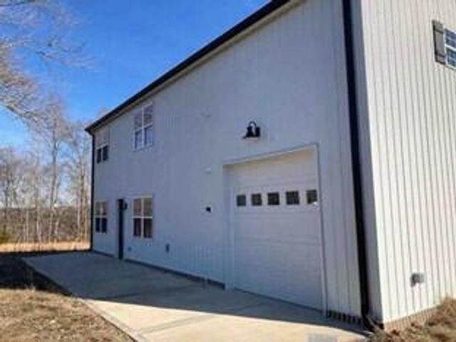 65 Gracie Lane, Russell Springs, KY 42642