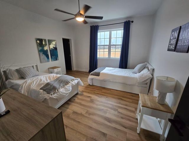 65 Gracie Lane, Russell Springs, KY 42642