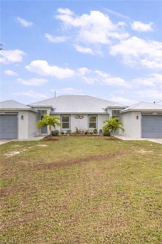 2926 SE Santa Barbara PL, Cape Coral, FL 33904