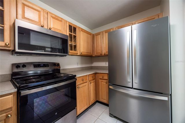 21073 NW 167TH PLACE, High Springs, FL 32643