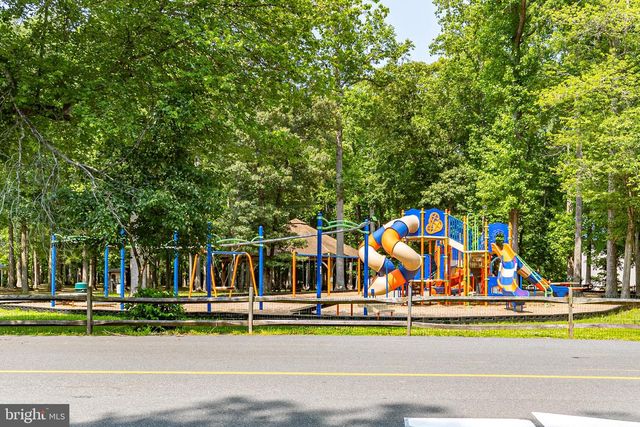 4 PREAKNESS DR, Ocean Pines, MD 21811