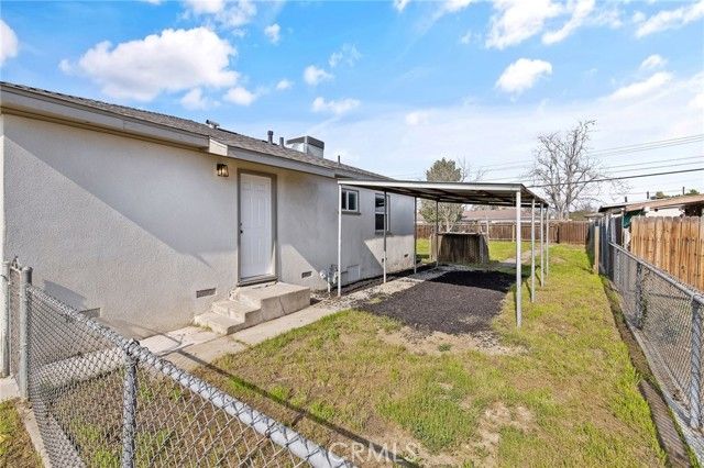412 E Fairview Road, Bakersfield, CA 93307