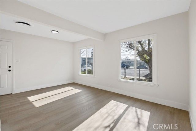 412 E Fairview Road, Bakersfield, CA 93307