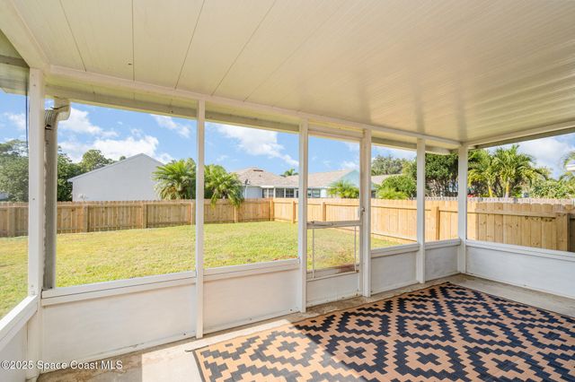 2188 Redwood Circle NE, Palm Bay, FL 32905