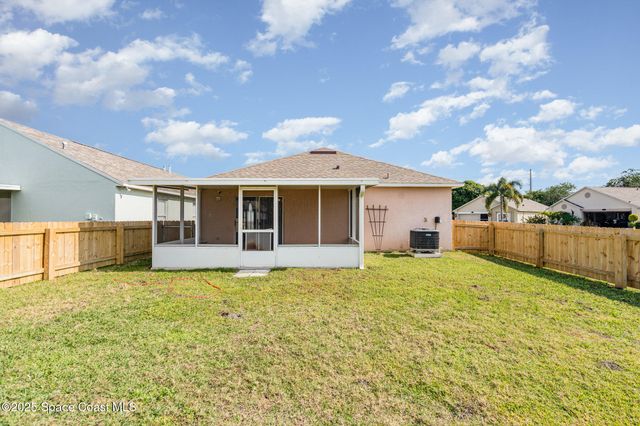 2188 Redwood Circle NE, Palm Bay, FL 32905