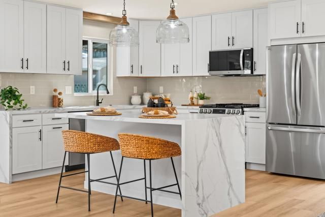 15103 Amso Street, Poway, CA 92064