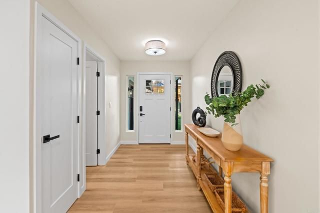 15103 Amso Street, Poway, CA 92064