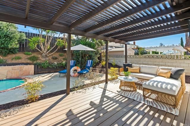 15103 Amso Street, Poway, CA 92064