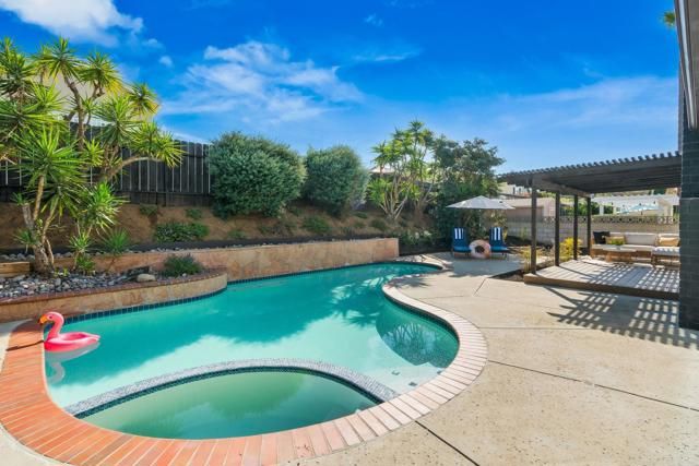 15103 Amso Street, Poway, CA 92064