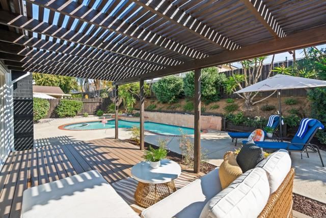 15103 Amso Street, Poway, CA 92064