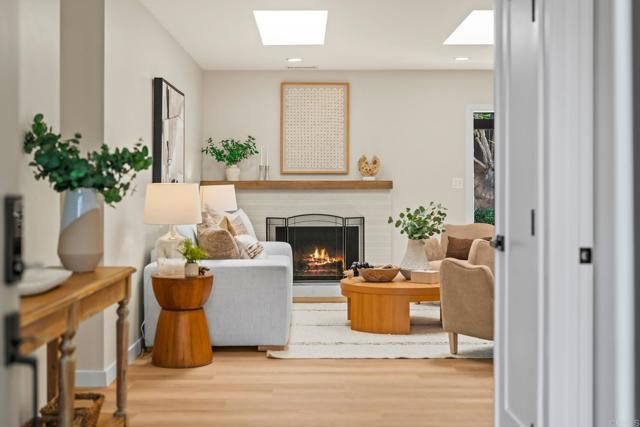 15103 Amso Street, Poway, CA 92064