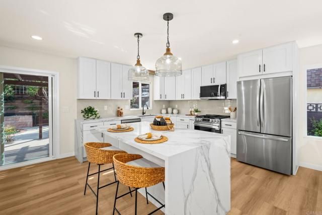 15103 Amso Street, Poway, CA 92064