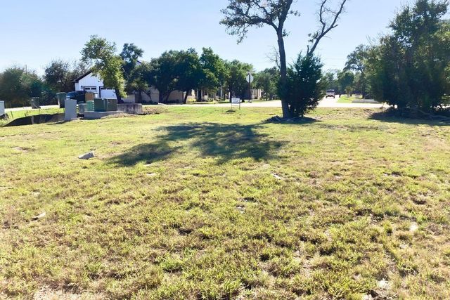 167 Gaucho WAY, Dripping Springs, TX 78620