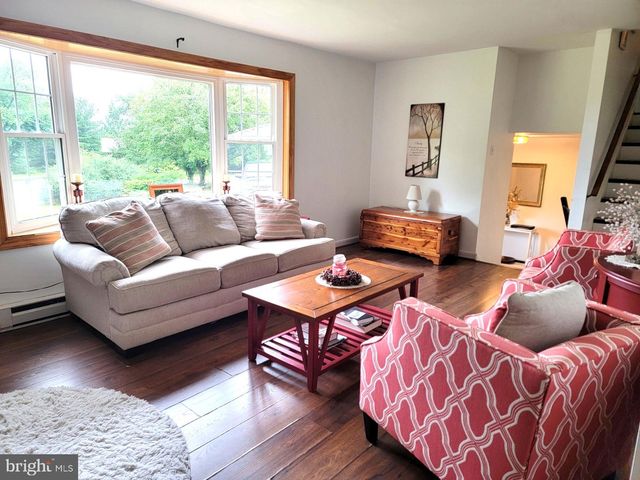 4804 MANOR WAY, East Greenville, PA 18041