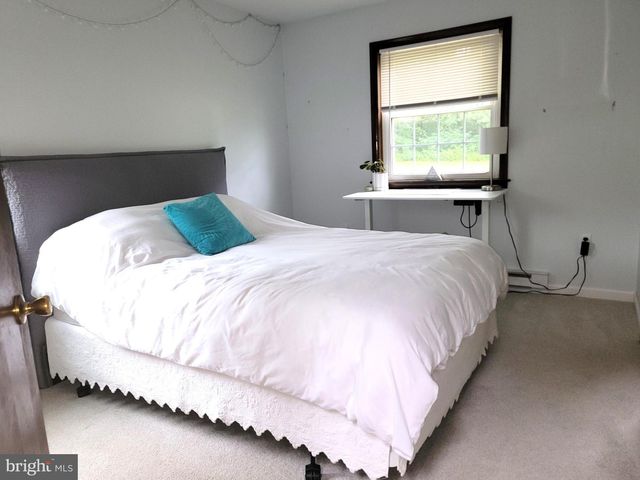 4804 MANOR WAY, East Greenville, PA 18041