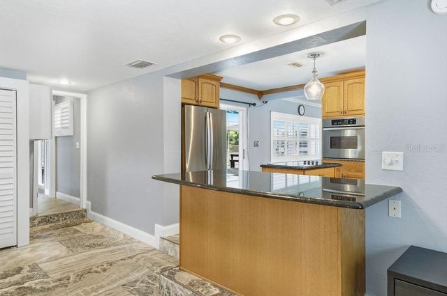 6901 17TH LANE N, St Petersburg, FL 33702